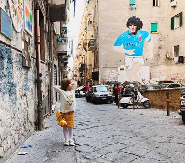I Tre Re Via Toledo Naples Exterior photo